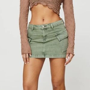 Cargo denim mini skirt green